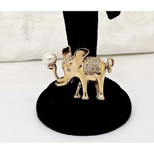 VINTAGE CHRISTIAN‎ DIOR GOLDPLATED RHINESTONE & PEARL ELEPHANT BROOCH,PIN